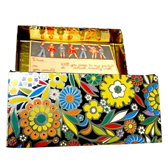 Vintage 60’s Floral Tin Recipe Box - Picture 2 of 7